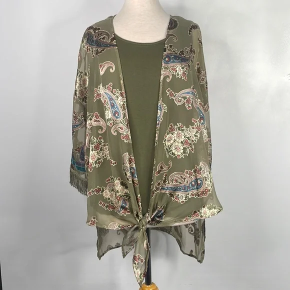 Multiples - Picture 1 of 10